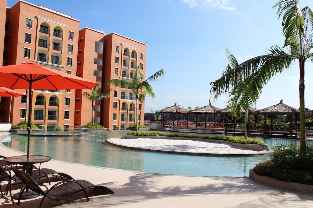 Arabian Bay Resort@ Bukit Gambang Resort City المظهر الخارجي الصورة